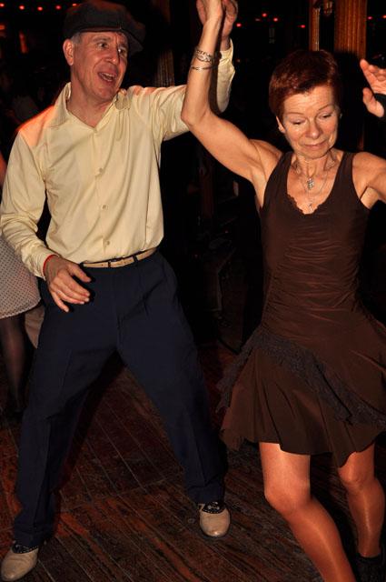 min 2011 12 10 cabaret sauvage 547